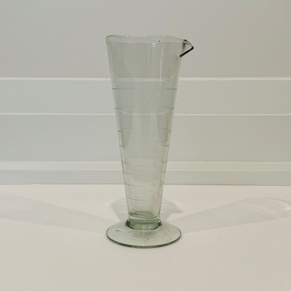 Antique Graduated Beaker, Pharmaceutical Glass - Picture 1 of 4